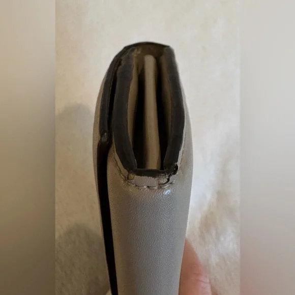 Fendi Taupe Leather Wallet - Picture 8 of 12